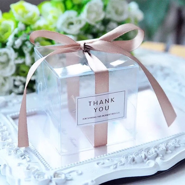 100 boîtes de faveur de mariage en PVC mat ou transparent avec autocollants et ruban | Cookie Chocolate Macaron Sweets Boxes Baby Shower Merci Coffrets cadeaux