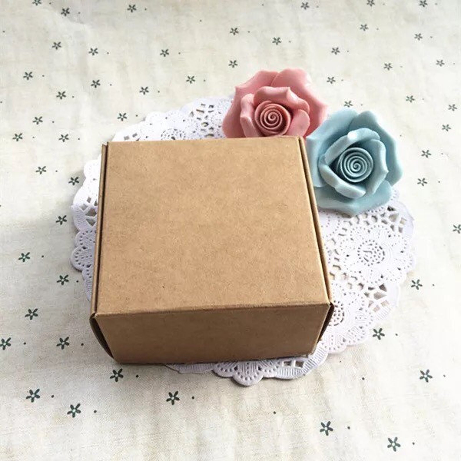 100 Kraft Paper Favor Boxes – 7x7x3cm, Square, Brown, For Party Favors, Baby Showers, Gift & Jewelry Packing