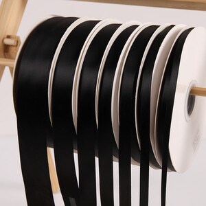 Rotolo di nastro di raso nero all'ingrosso • Regalo di Natale Confezione regalo Festa di nozze favorisce le decorazioni della sedia Tag Nastro Confezione regalo Nastri