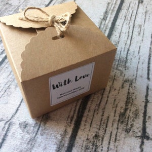 150 witte zwarte kraft papier bruiloft slice cake favor box met gepersonaliseerde dank u gift sticker label | Pictogram tekstkleurtaallogo