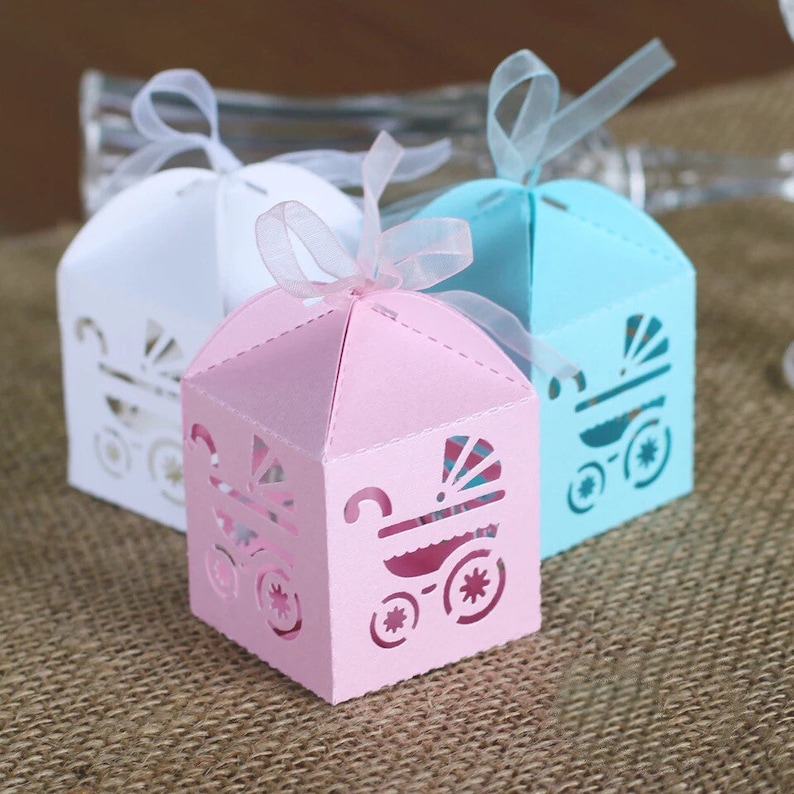 60x Floral Laser Cut Wedding Bonbonniere Bomboniere Candy Gift Boxes Pink