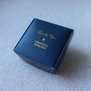 200 scatole per bomboniere personalizzate con monogramma per matrimonio blu navy / Scatole regalo di ringraziamento per matrimonio in lamina d'argento e oro con logo aziendale