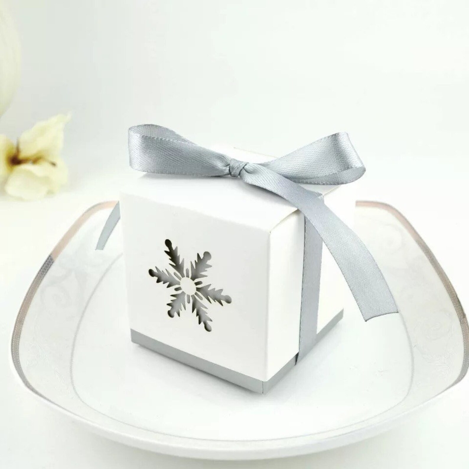 100 Silver Grey Snowflake Favor Boxes Winter Wedding - Etsy