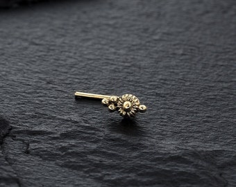 Flower Mandala Nose Stud, Gold Nose Pin, Small Nose Studs, Bohemian Nose Stud, Nose Piercing, Indian Jewelry, Floral Nose Stud