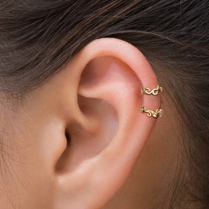 Tight cartilage hoop hotsell