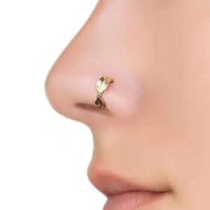 Nose Hoop Ring, Gold Nose Ring, Feather Nose Hoop, Unique Nose Hoop, Nose Jewelry, Nose Piercing, Bohemian Nose Ring