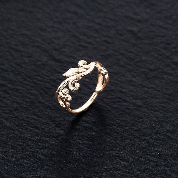 Aro de hélice de hoja de oro rosa de 14K, anillo de hélice de oro, aro de cartílago diminuto, perforación de hélice, aro inspirado en la naturaleza, oreja perforada, joyería de hoja boho