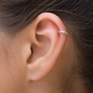 Silver cartilage hotsell piercing
