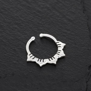 Indian Fake Septum Ring For Non Pierced Nose, Minimalist Snug Septum Ring, Faux Septum Ring, Tribal Septum Ring, Fake Piercing