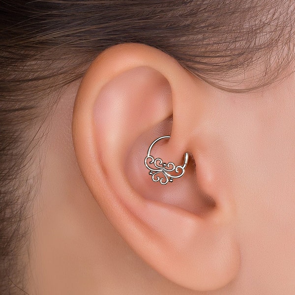 Silver Daith Earring, Statement Daith Hoop, Spiral Hoop Earring, Indian Daith Hoop, Silver Cartilage Earring, Unique Tragus Earring