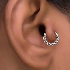 Tragus Piercing, Tragus Earring 8mm, Clicker Tragus Ring, Sterling Silver Tragus Hoop, Indian Tragus Hoop, Dainty Tragus Earring