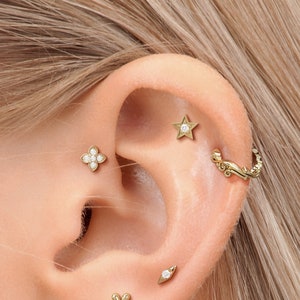 14K Gold Diamond Clover Stud, Forward Helix Stud Earring, Cartilage Piercing, 14K Gold Floral Stud Earring, Diamond Piercing, Labret Stud