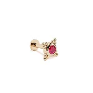 14 kt massief gouden robijnrode labret-piercing (enkel), 2 mm robijnrode oorknop, 14 kt goud met inwendig schroefdraad labret-kraakbeen, tragus, helix-sieraden