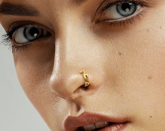 Fake Nose Ring Adjustable, Gold Clip On Nose Hoop, Unique Nose Cuff, Non Piercing Nose Ring, No Piercing Body Jewelry, Gold Faux Nose Hoop