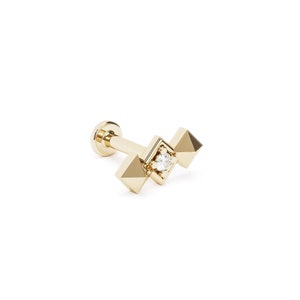 Diamond Stud Earring, 14K Gold Pyramid Stud, Cartilage Labret Stud, Helix Jewelry, Diamond Piercing, Diamond Helix Stud, Cartilage Earring
