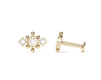 Diamond Statement Stud Earring, 14K Gold Labret Stud, Flat Back Stud, Solid Gold Helix Stud, Diamond Conch Piercing, Cartilage Stud Earring