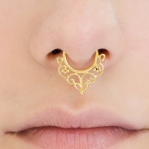 Indian Fake Septum Ring for Non Pierced Nose, Fake Nose Ring, Gold Faux Septum Ring, Fake Piercing