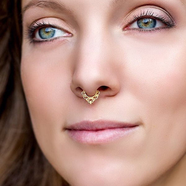 Beautiful Faux Septum Ring for Non Pierced Nose, Fake Septum Piercing, Indian Septum Ring, Septum Nose Ring