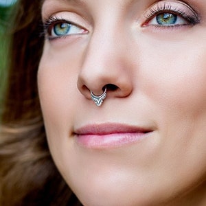 Unique Fake Septum Ring for Non Pierced Nose, Faux Septum Piercing, Faux Septum Ring, Fake Septum Jewlery, Indian Septum Clip