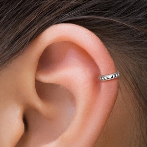 Pyramide Helix Ohrring, Knorpel Ohrring, Geometrische Helix Ring, Knorpel Schmuck, Silber Helix Ohrring, Knorpel Piercing