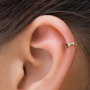 Gold Helix Earring, gold Feather Helix Hoop, Small Cartilage Hoop Ring, Helix Piercing, Cartilage Jewelry, Unique Helix Hoop