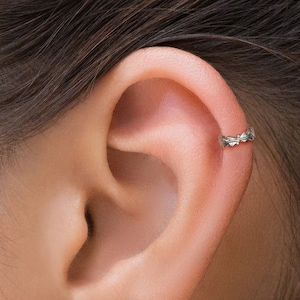 Clicker Helix Hoop, Silver Helix Ring Hoop, Helix Jewelry, Cartilage Ring Clicker, Helix Piercing, Cartilage Earring, Helix Earring Hoop
