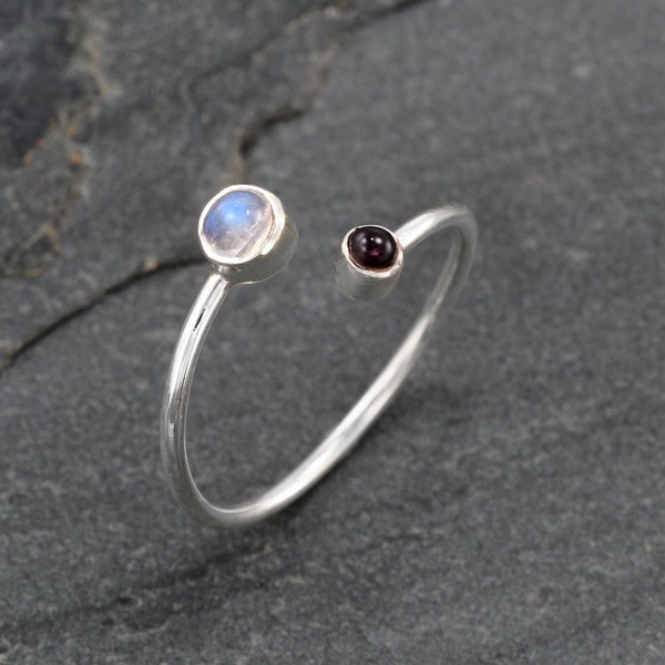 Gemstone Toe Ring, Silver Toe Ring, Foot Jewellery, Adjustable Toe Ring, Fitted Toe Rings, Moonstone & Pink Garnet Toe Ring