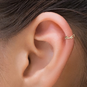 Gold Tribal Helix Hoop, Snug Fit Helix Hoop, Tragus Piercing, Vine Helix Hoop, Ethnic Gold Hoop, Pierced Ear, Boho Helix Earring, Unique