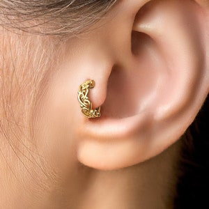Statement Gold Tragus Ring, 18K Gold Vermeil Clicker Tragus Hoop, Tragus Jewelry, Tribal Hoop Ring, Tragus Piercing, 18 Gauge Clicker Hoop