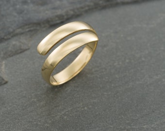 Wrap Stacking Ring, Gold Wrap Ring, Minimalist Wrap Ring, Unique Thumb Ring, Midi Ring, Knuckle Ring, Modern Everyday Ring