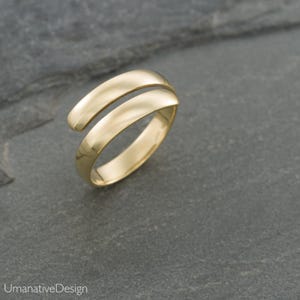 Wrap Around Thumb Ring, Gold Smooth Ring, Adjustable Wrap Ring, Minimalist Toe Rings, Modern Midi Rings, Knuckle Ring, Stacking Rings