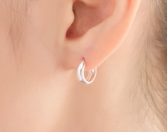 Sterling Silver Huggie Hoop Earrings, Silver earrings,  Huggie Hoops, Silver Hoop Earrings, Silver Hoops, Sterling Silver Hoop Earrings