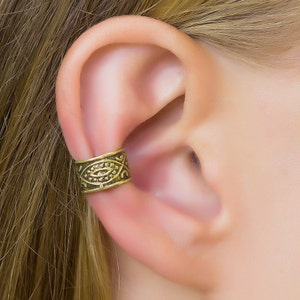 Gold Ear Cuff, Ear Cuffs Earrings, Ear Cuff Non Pierced, Boho Chic, Fake Piercing, Ear Wrap, Cartilage Cuff, Bohemian Earrings