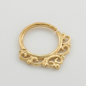 Huggie Hoop Earring, Tiny Hoop Earring, Cartilage Hoop, Mini Hoop Earring