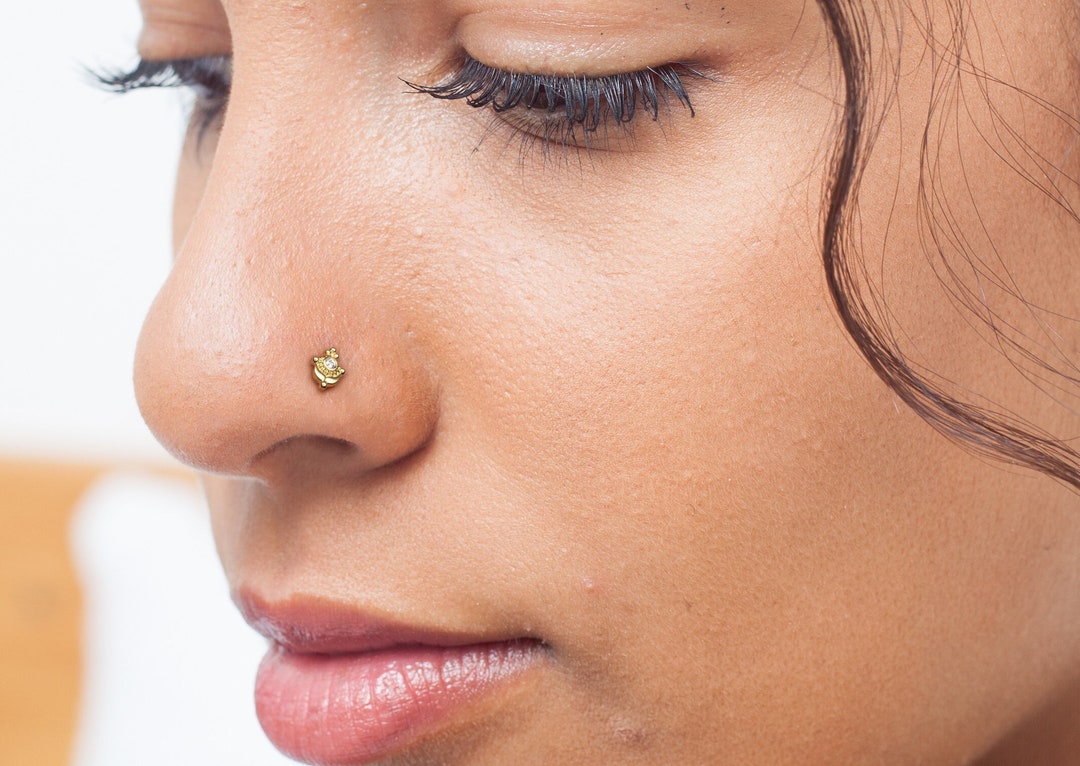 Piercing Nez Anneau à Vis Avec Diamant 0.03 Ct - Or Jaune 14 Carats, Calibre 18, Neuf Sans Emballage