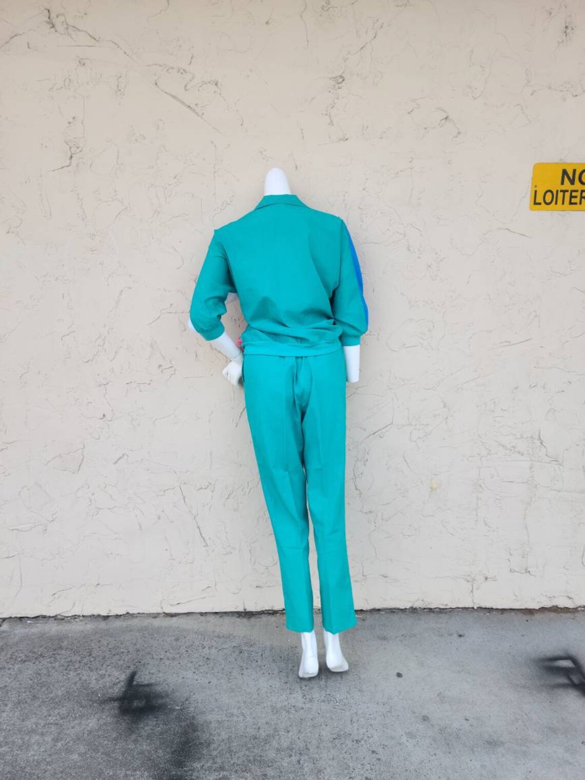 color block jogging suit