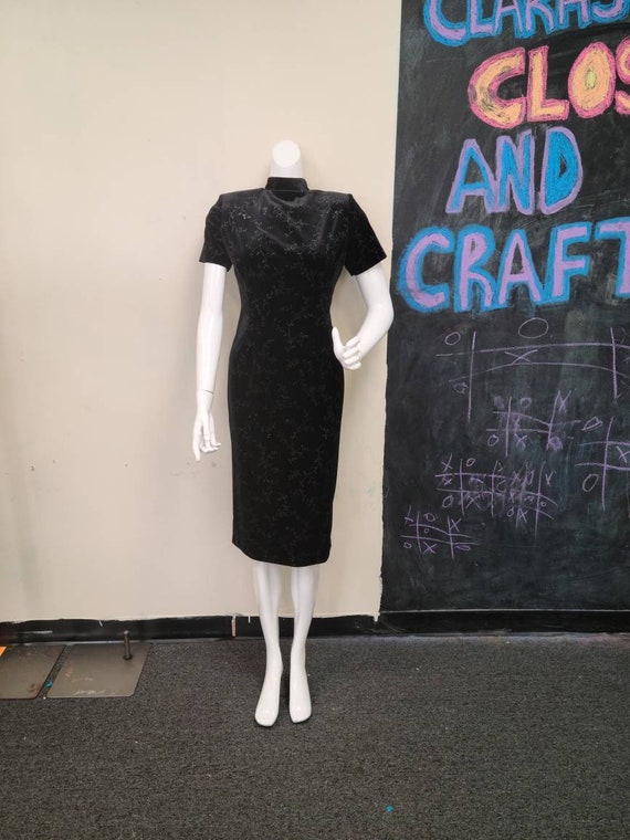 Vintage Petite Black Oriental Inspired Dress