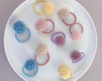 Set de 2 coleteros con pompón de peluche / Coleteros suaves / Accesorios delicados para bebés y niños pequeños / Regalos de Navidad / Detalles para la bota navideña