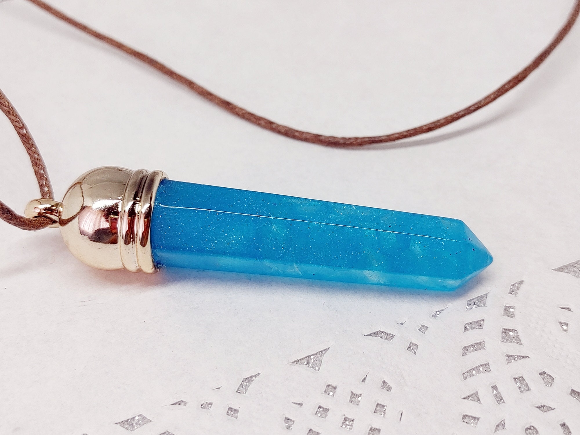 Collier Hextech Bleu Cristal - Accessoire Cosplay Et Halloween | Style Fantasy