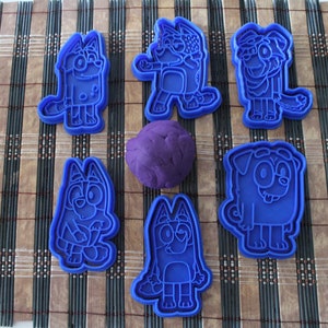 Ausstechform Bluey Charaktere Pack Halloween in 3D enthalten