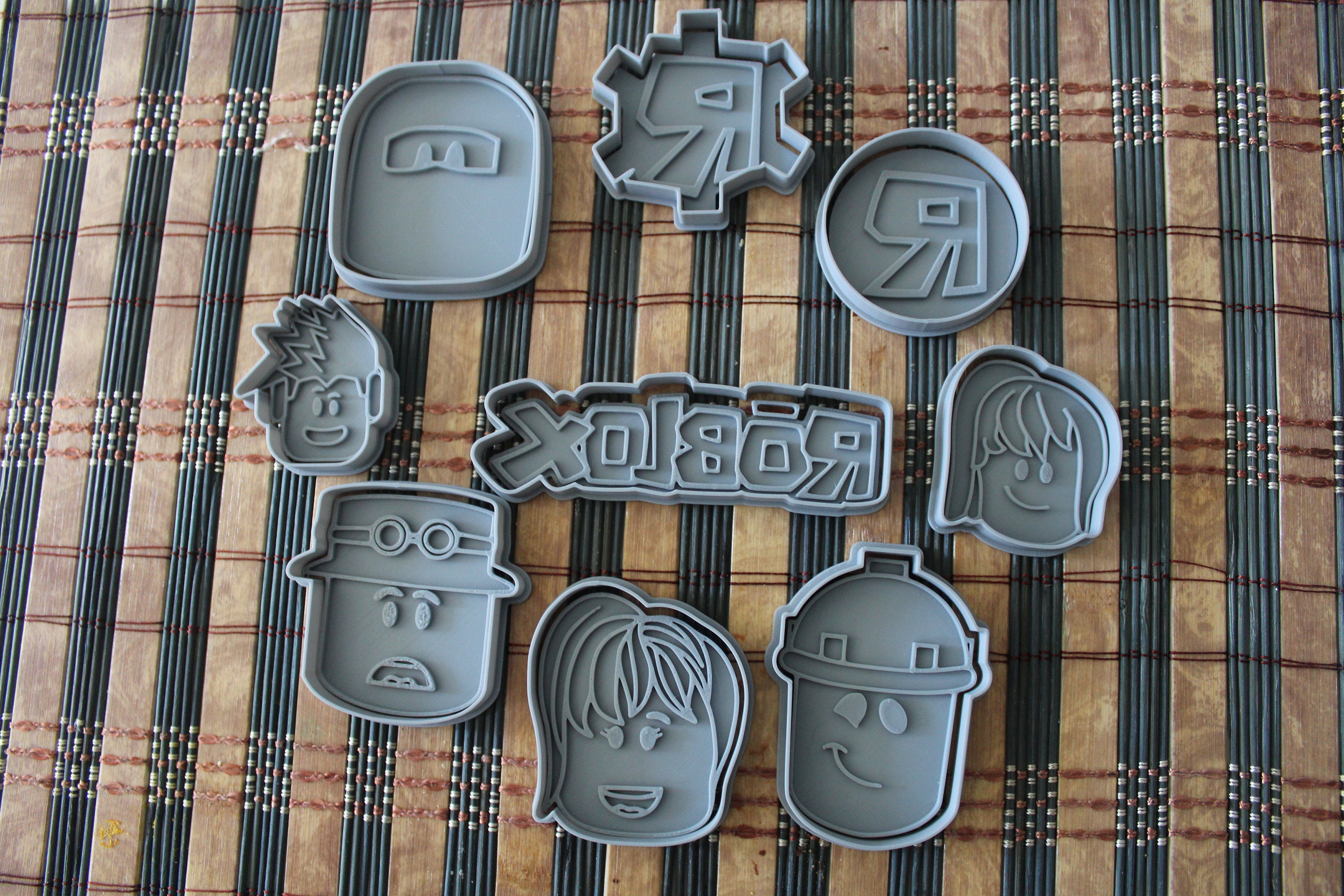 Roblox Noob Skin Cookie Cutters // Video Games // Crafts 