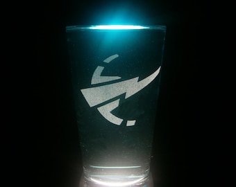 Velocitron Transformers Cybertron Pint Glass