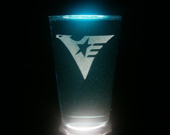 Titans Mobile Suit Zeta Gundam Pint Glass