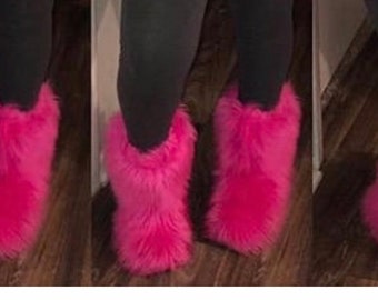 custom fur boots