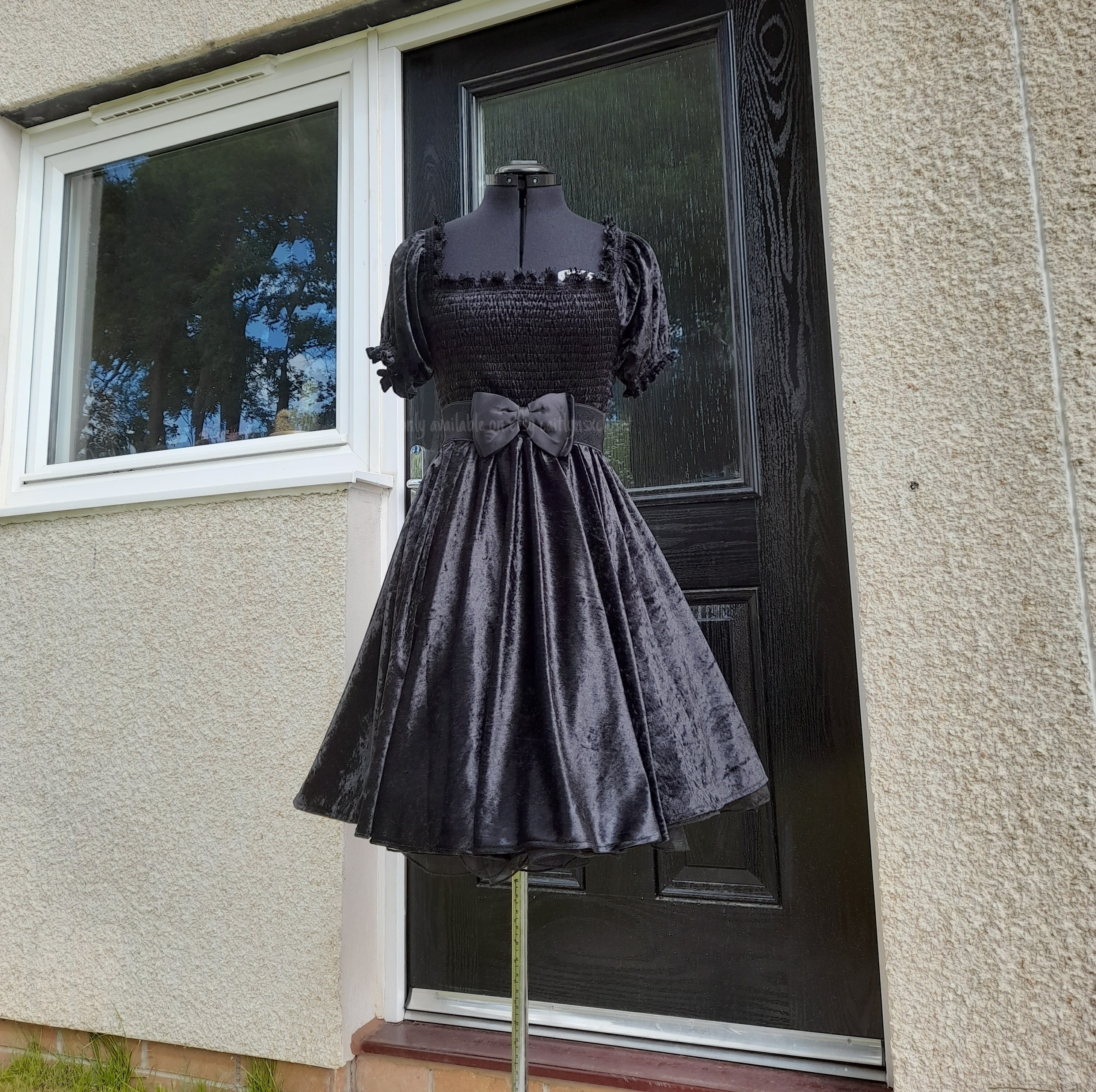 Sibley Gothic Dress Witch Dress Pagan 
