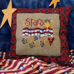 Stars & Stripes Forever! Pattern for Cross Stitch; Vintage Waxing Moon! Quick and Easy Patriotic Design