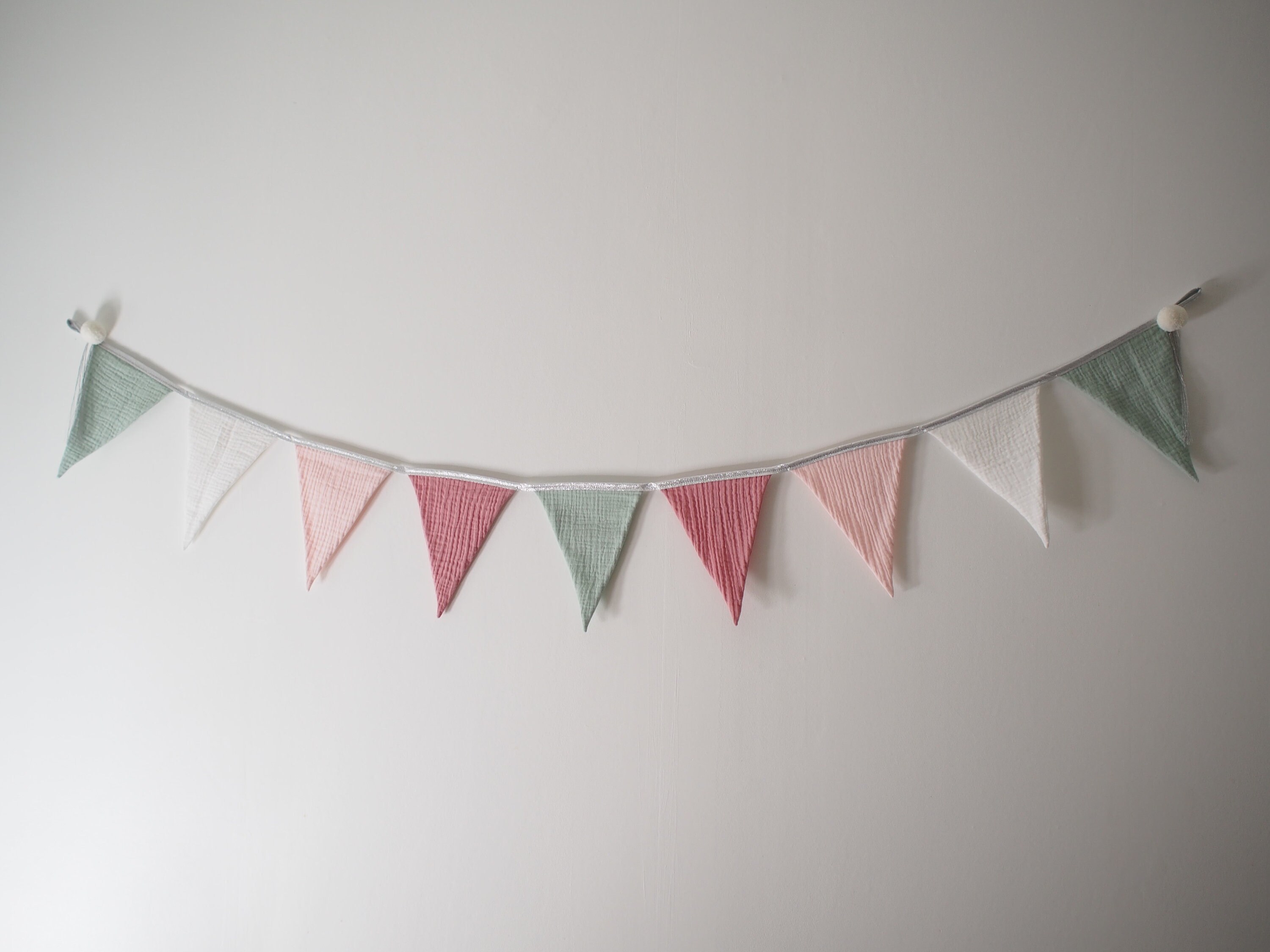 Guirlande 9 Fanions , Tissus Double Gaze Oeko-Tex/ Banderole, /Décoration Murale Chambre Enfant ou B