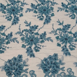 Turquoise Hand Perlen Spitze Stoff verkauft lose auf Lager Blumen-Blumen gestickt auf Mesh-doppelte überbackene Abschlussball Kleid Quinceamaßa Brautkleid