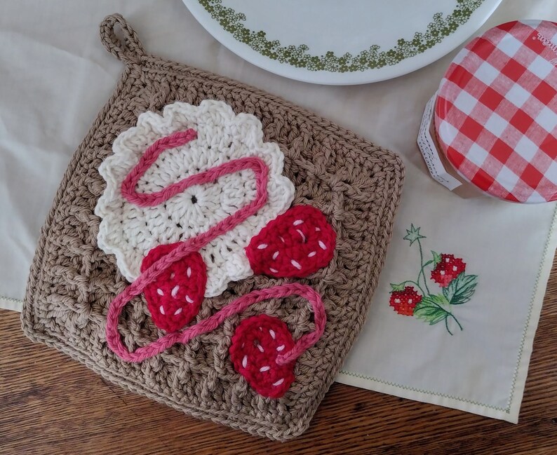 Strawberry Waffle Pot Holder Crochet Pattern PDF in English with US Crochet Terms Pattern Only image 2