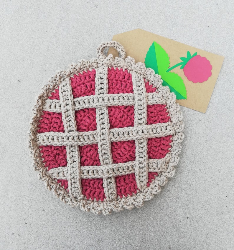 Raspberry Pie Cotton Hot Pad ~ Cute Dessert Potholder ~ Crocheted Kitchen Goods ~ Hand Stitched Hotpad ~ Raspberries ~ Cute Pie Pot Holder